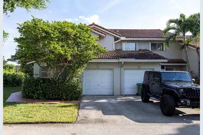 7326 Pinewalk Drive #7326, Pompano Beach, FL 33063 - Photo 2