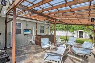 5332 NE 15th Ave, Pompano Beach, FL 33064 - Photo 1