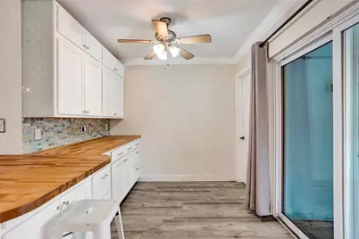 4221 NE 13th Avenue, Oakland Park, FL 33334 - Photo 10