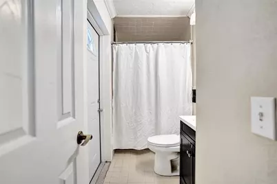 4221 NE 13th Avenue, Oakland Park, FL 33334 - Photo 14