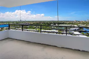 2500 Parkview Dr, Hallandale Beach, FL 33009 - Photo 24