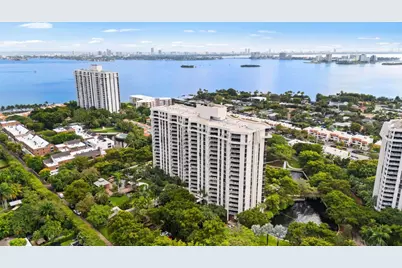 1000 Quayside Terrace #1606, Miami, FL 33138 - Photo 26