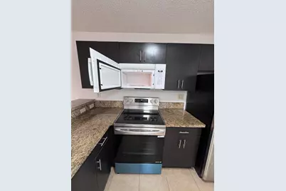 9968 Nob Hill Lane #9968, Sunrise, FL 33351 - Photo 12