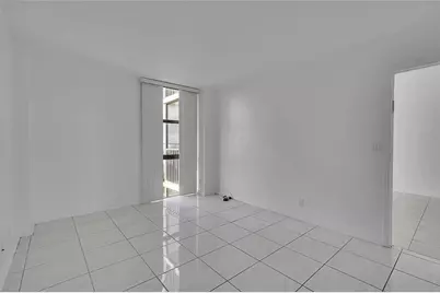 20335 W Country Club Drive #2210, Aventura, FL 33180 - Photo 26