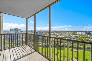 20335 W Country Club Dr, Aventura, FL 33180 - Photo 8