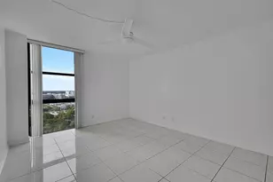 20335 W Country Club Dr, Aventura, FL 33180 - Photo 6