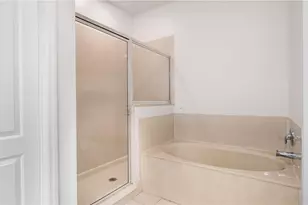 1061 SW 147th Ter, Hollywood, FL 33027 - Photo 18