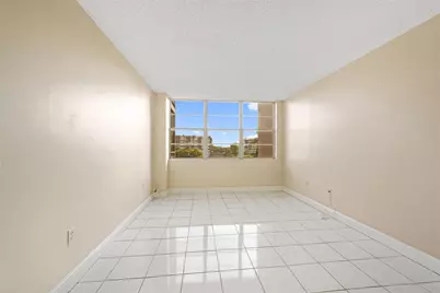 1300 Saint Charles Place #507, Pembroke Pines, FL 33026 - Photo 12