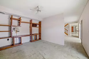 9101 SW 19th Pl, Davie, FL 33324 - Photo 18