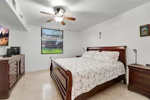 1502 Whitehall Dr, Davie, FL 33324 - Photo 14