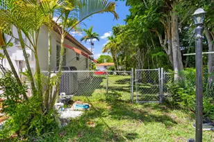 54 NE 103rd St, Miami Shores, FL 33138 - Photo 32