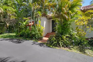 54 NE 103rd St, Miami Shores, FL 33138 - Photo 2
