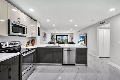 2221 Cypress Island Drive #708, Pompano Beach, FL 33069 - Photo 2