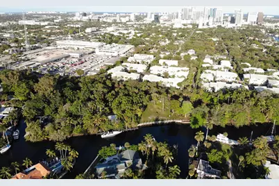 291 SW 14 Way, Fort Lauderdale, FL 33312 - Photo 4