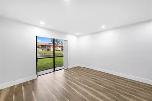 21905 Lake Forest Cir, Boca Raton, FL 33433 - Photo 16