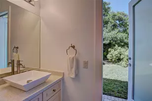 1125 Waterside Cir, Weston, FL 33327 - Photo 30