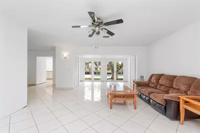 360 SE 5th Avenue, Pompano Beach, FL 33060 - Photo 18
