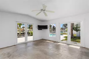 360 SE 5th Ave, Pompano Beach, FL 33060 - Photo 38