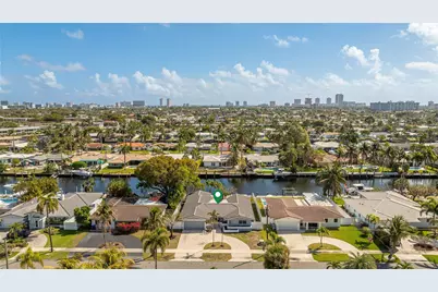 360 SE 5th Avenue, Pompano Beach, FL 33060 - Photo 1