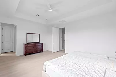 8870 NW 37th Drive, Coral Springs, FL 33065 - Photo 12