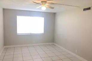 5317 NW 18th St, Lauderhill, FL 33313 - Photo 8