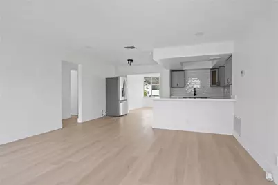 4510 NW 49th Drive, Tamarac, FL 33319 - Photo 14