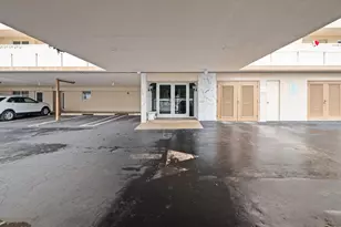 303 N Riverside Dr, Pompano Beach, FL 33062 - Photo 22