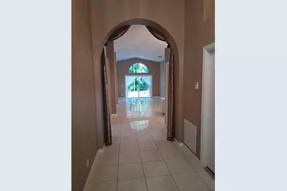 231 Preserve Court, Royal Palm Beach, FL 33411 - Photo 2