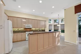 8266 Sandpiper Glen Dr, Lake Worth, FL 33467 - Photo 12