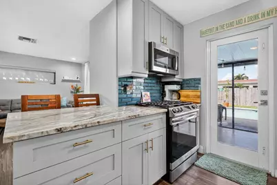 9471 Jamaica Drive, Miami, FL 33189 - Photo 4