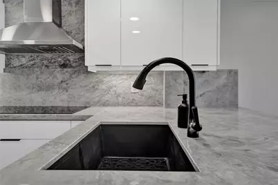 876 Jeffery Street, Boca Raton, FL 33487 - Photo 8