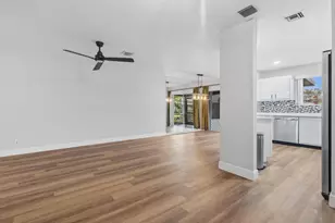 2105 W Discovery Cir W, Deerfield Beach, FL 33442 - Photo 6