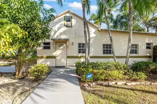 117 SW 1st Ave, Hallandale Beach, FL 33009 - Photo 10