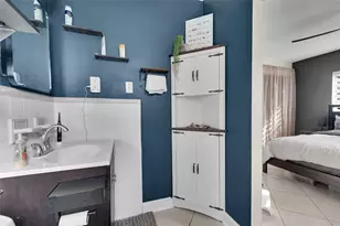 380 NW 47th Ct, Fort Lauderdale, FL 33309 - Photo 18