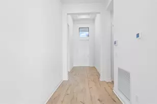 8395 SW Piacenza Wy, Port Saint Lucie, FL 34987 - Photo 4