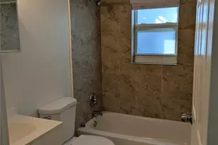 8706 NW 35th St, Coral Springs, FL 33065 - Photo 8