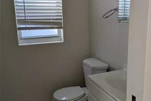 8706 NW 35th St, Coral Springs, FL 33065 - Photo 12