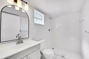 719 Gardens Dr, Pompano Beach, FL 33069 - Photo 16