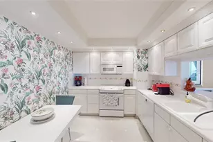 1149 Hillsboro Mile Unit, Hillsboro Beach, FL 33062 - Photo 14