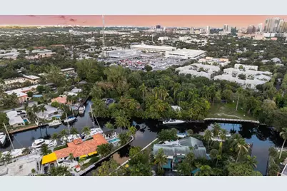 311 SW 14 Way, Fort Lauderdale, FL 33312 - Photo 10