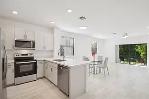 180 SE 5th Ct, Deerfield Beach, FL 33441 - Photo 1