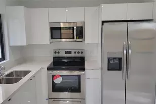 1836 NW 70th St, Miami, FL 33147 - Photo 4