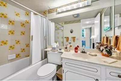 9511 N Hollybrook Lake Drive #207, Pembroke Pines, FL 33025 - Photo 18