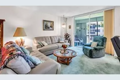 9511 N Hollybrook Lake Drive #207, Pembroke Pines, FL 33025 - Photo 10