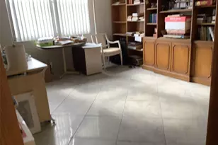 437 Golden Isles Dr, Hallandale Beach, FL 33009 - Photo 18