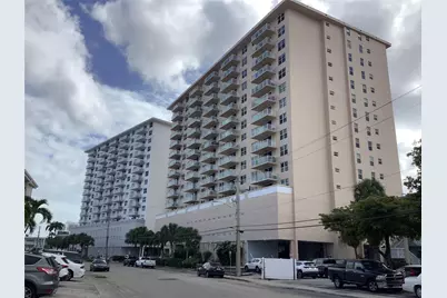 437 Golden Isles Drive #8A, Hallandale Beach, FL 33009 - Photo 2