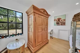 200 NE 17th Ct, Fort Lauderdale, FL 33305 - Photo 8