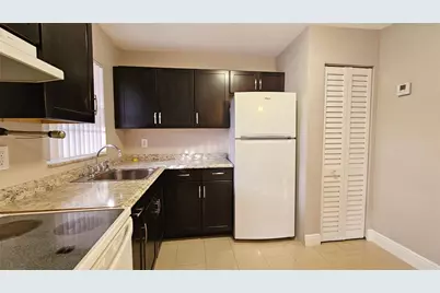 416 Lakeside Drive #129, Margate, FL 33063 - Photo 2