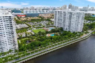 2801 NE 183rd St, Aventura, FL 33160 - Photo 26