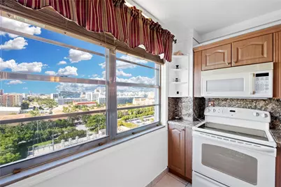 2801 NE 183rd Street #1502W, Aventura, FL 33160 - Photo 10